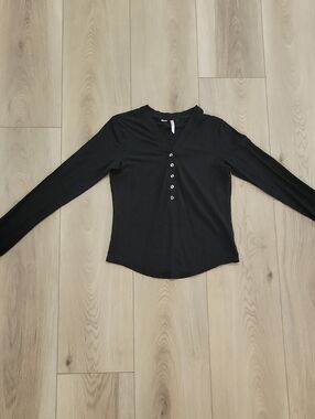 Travis Mathew Black Long-Sleeve Henley Top